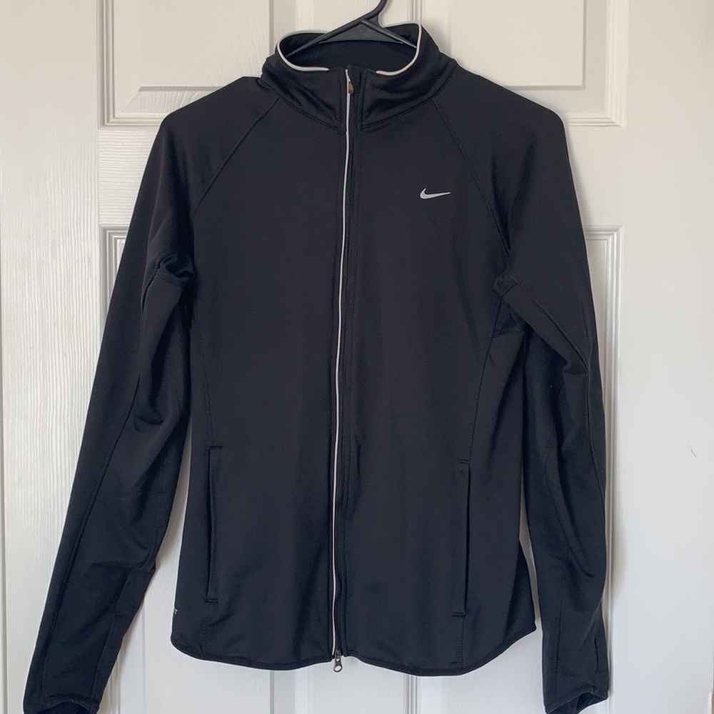 Nike Dri-Fit Women’s Miler Fitted Running Jacket